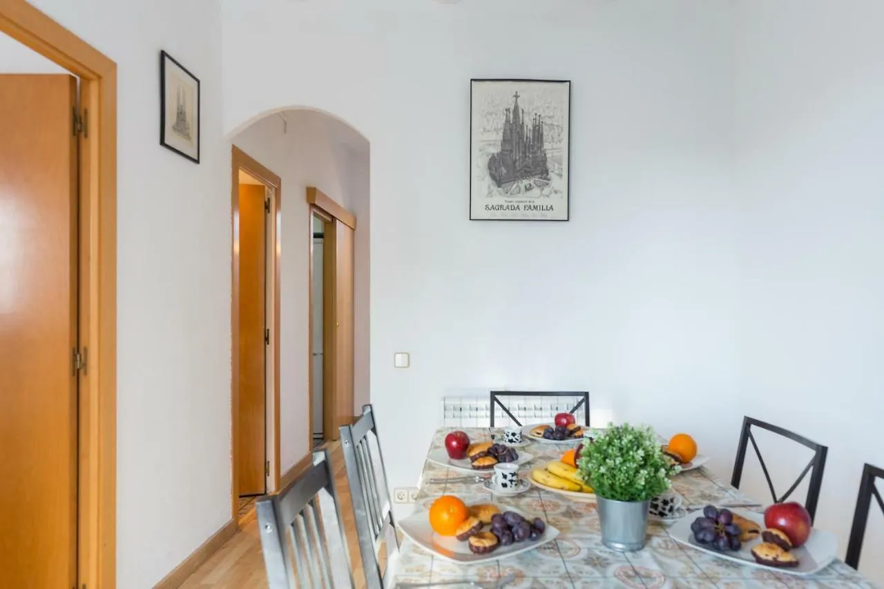Apartamento Key Sagrada Familia / MARINA 223 Barcelona