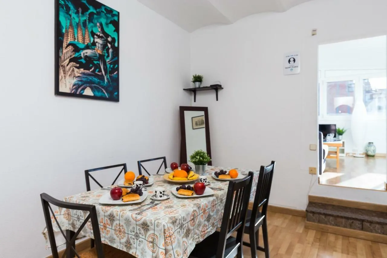 Apartamento Key Sagrada Familia / MARINA 223 Barcelona